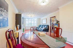 Photo 25- click for photo gallery